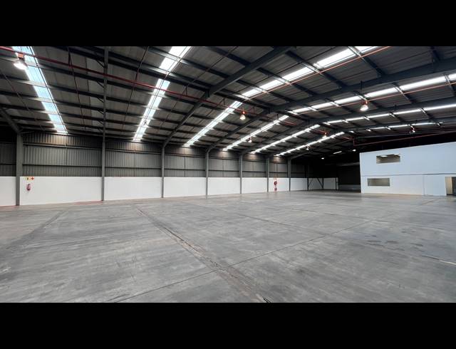 1,584M² WAREHOUSE TO LET IN ISANDO